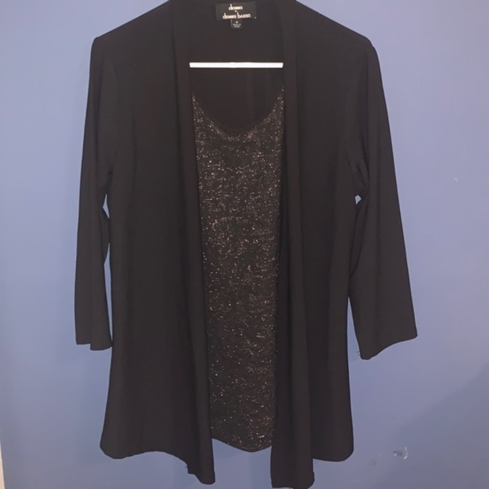 Black shirt size M